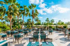 VON RESORT GOLDEN COAST Restaurants